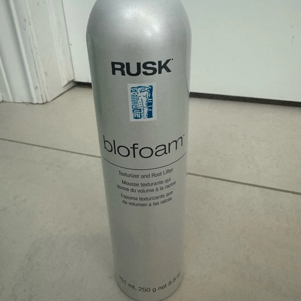 Rusk Blofoam Volumizing Mousse - Silver and Blue